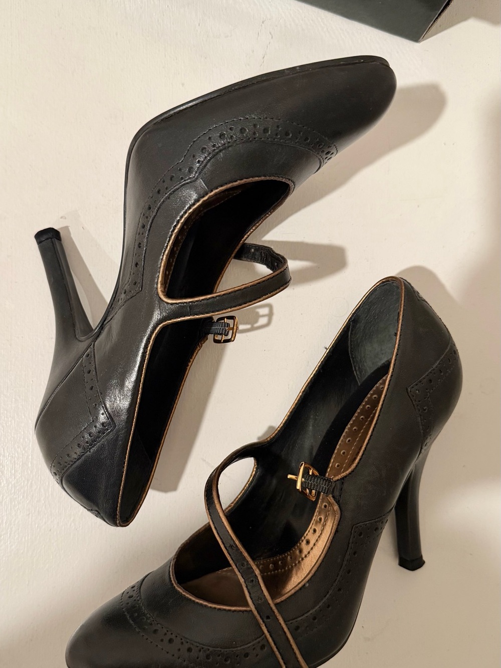 Preloved Women’s Heels Size 7 Black (Upper Leather)